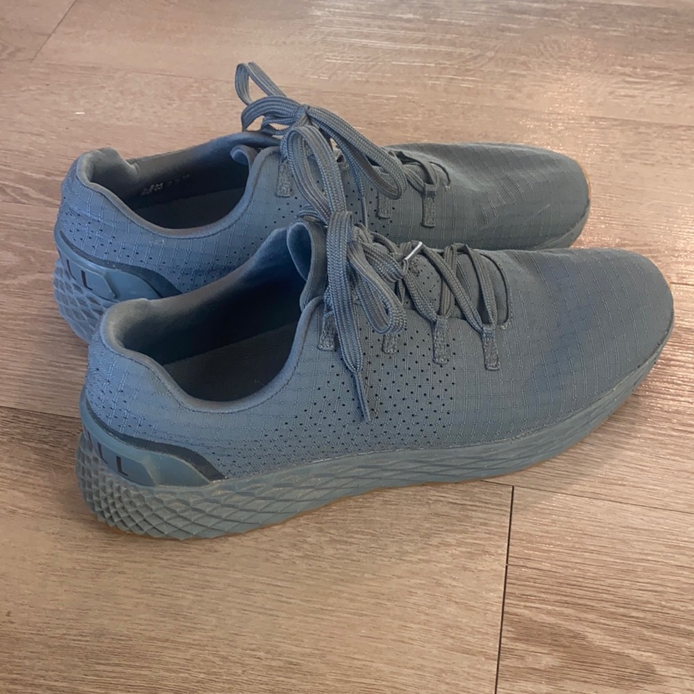 Men’s nobull trainers grey